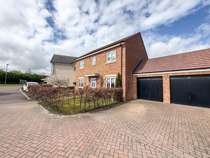 Photo 9- click for photo gallery